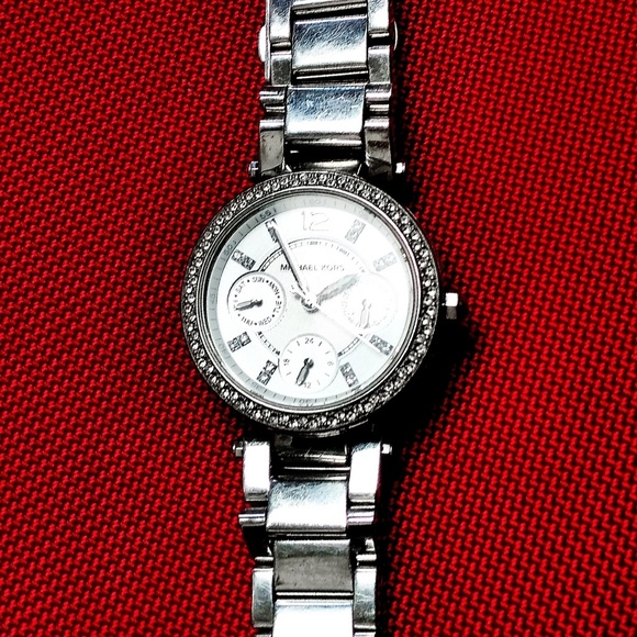 Michael Kors Diamond-Faced Silver Watch - Picture 1 of 5